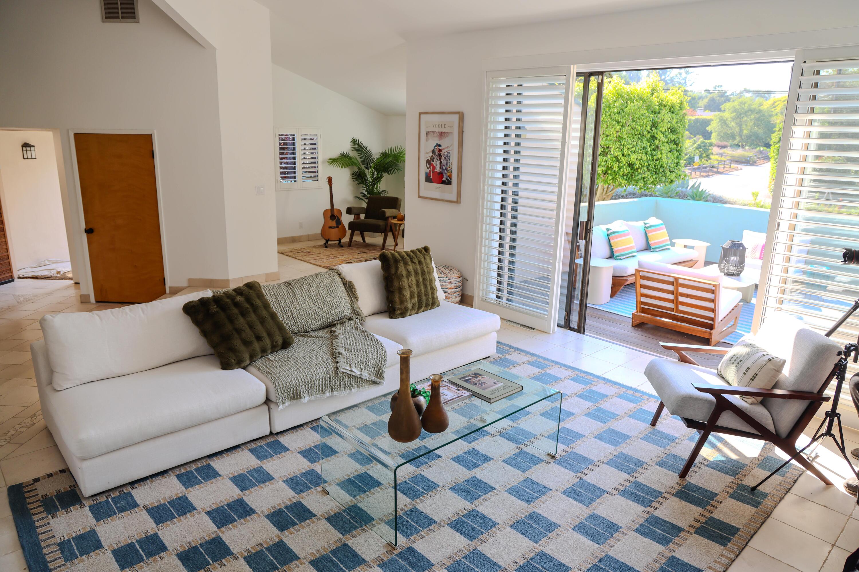 520 Barker Pass Road Santa Barbara, CA 93108 - Photo 7 of 46 LivingRoom3