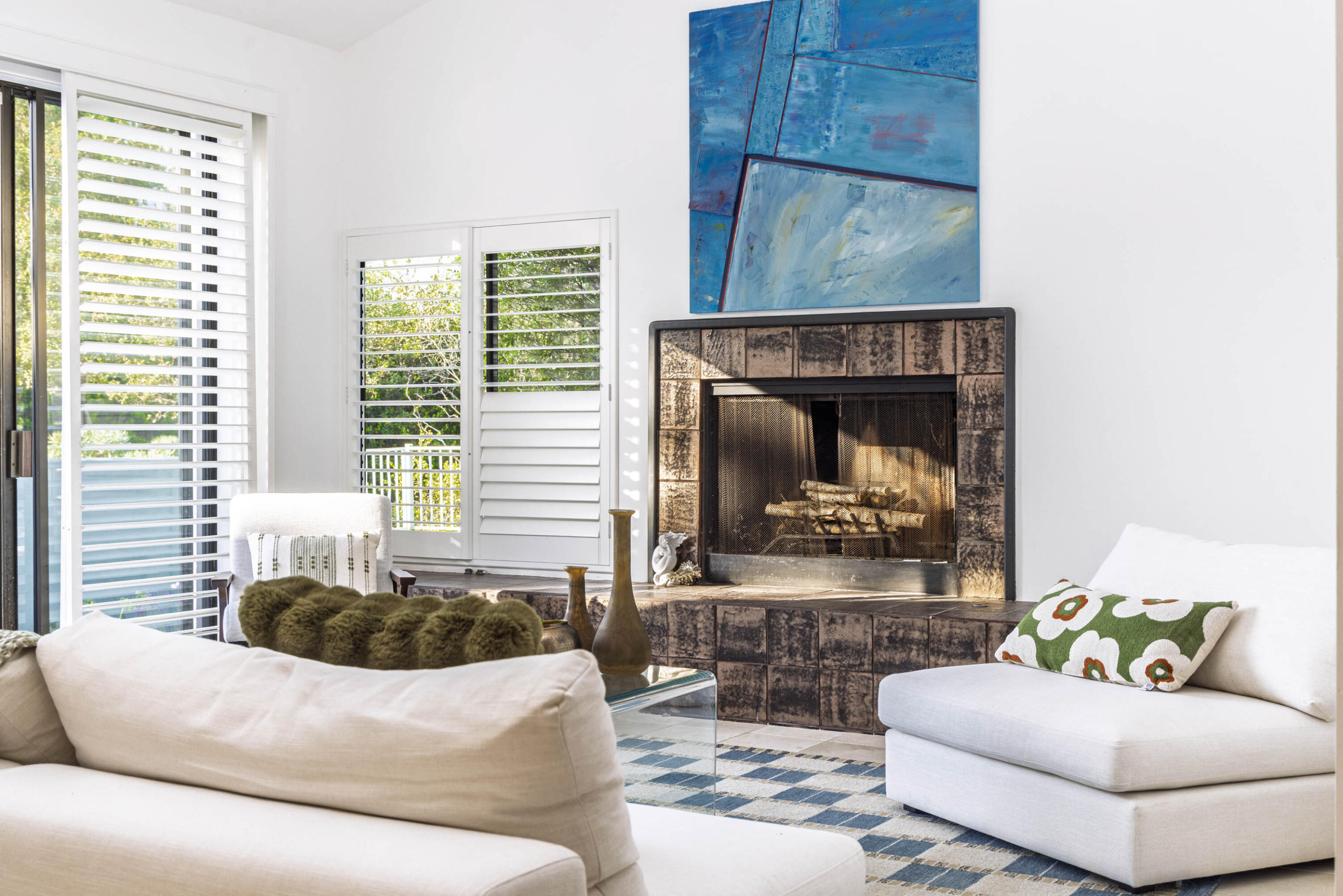 520 Barker Pass Road Santa Barbara, CA 93108 - Photo 8 of 46 Living Room