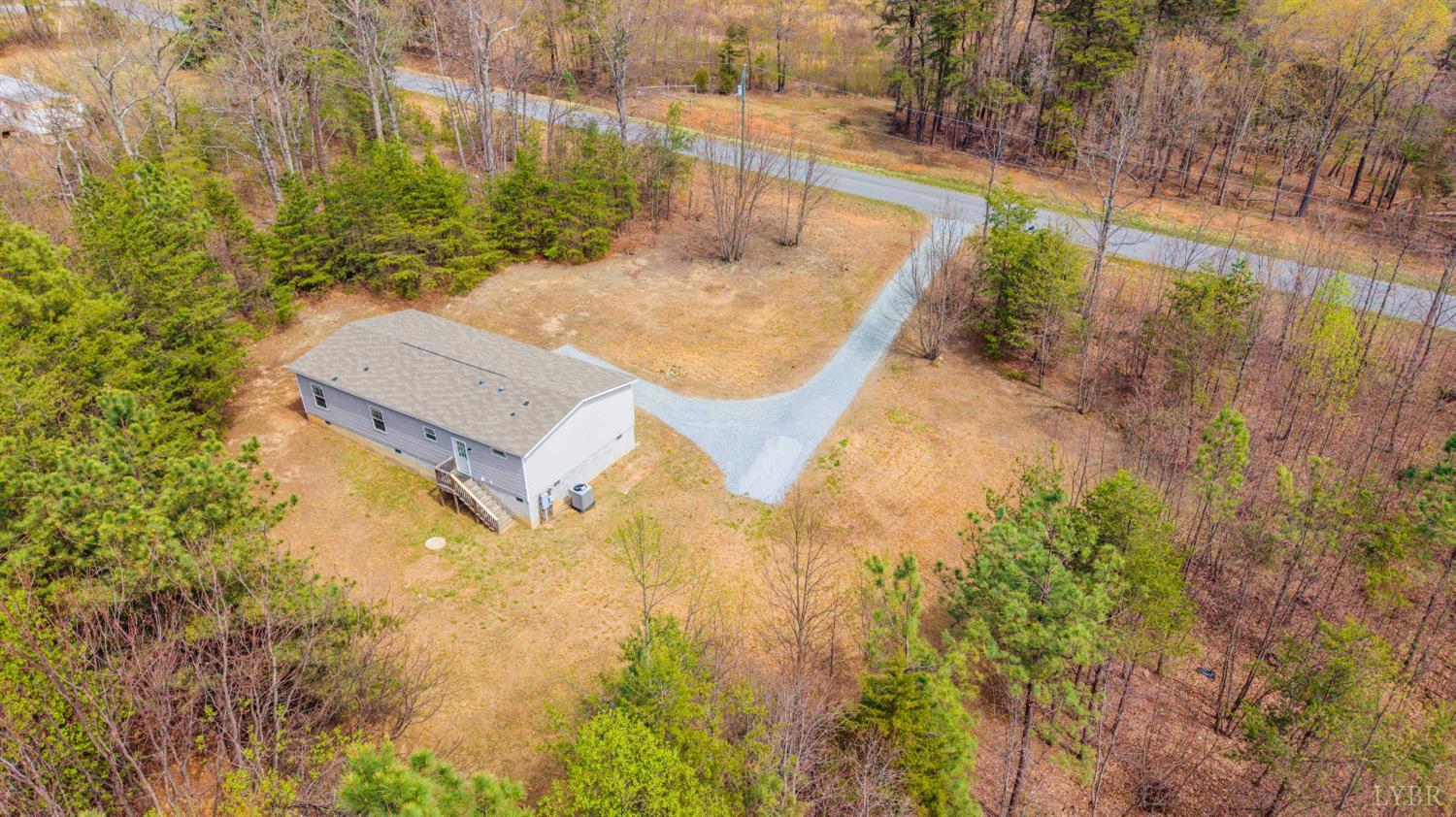 3655 Midway Road Gretna, VA 24557 - Photo 2 of 37