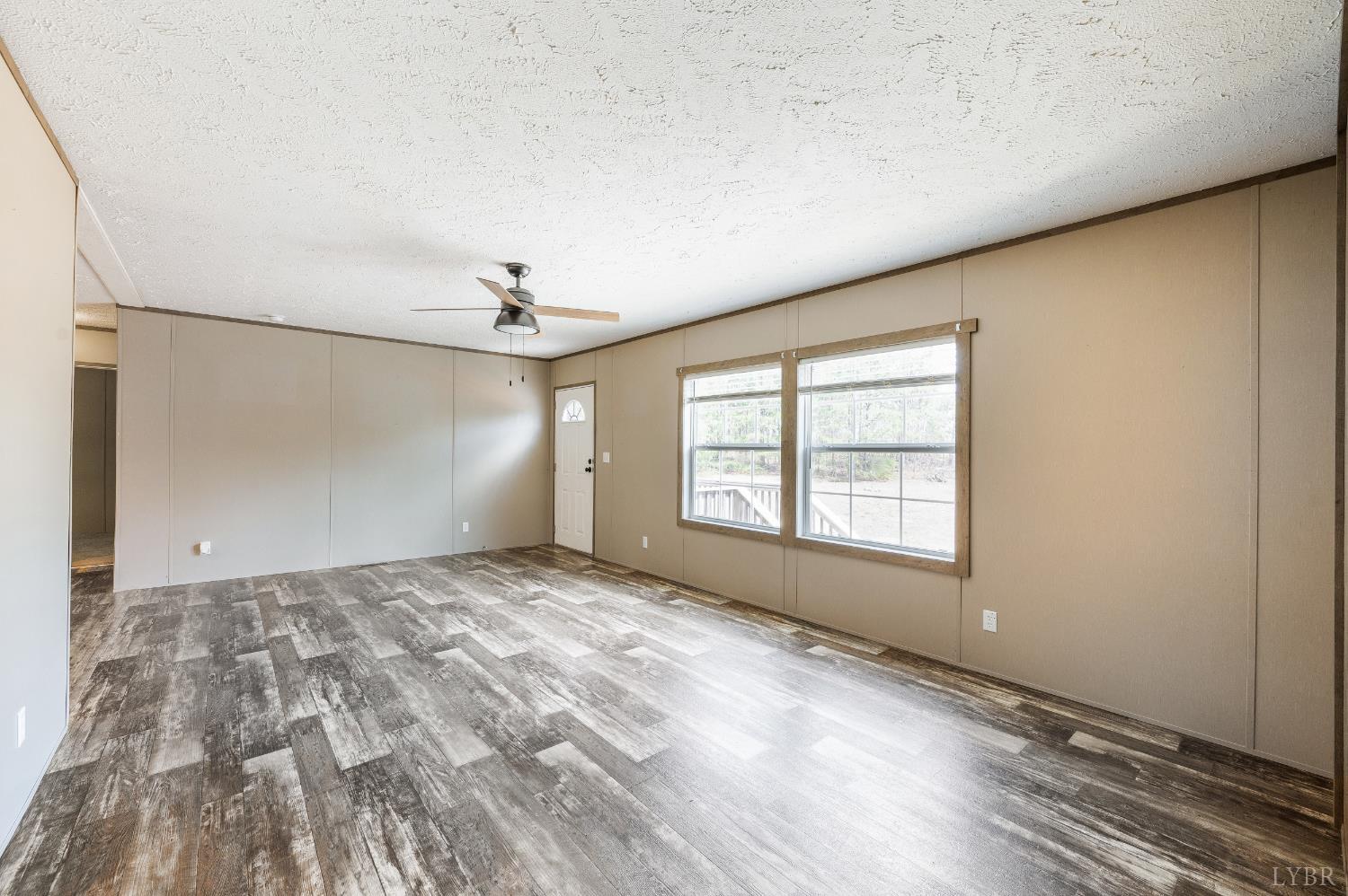 3655 Midway Road Gretna, VA 24557 - Photo 4 of 37