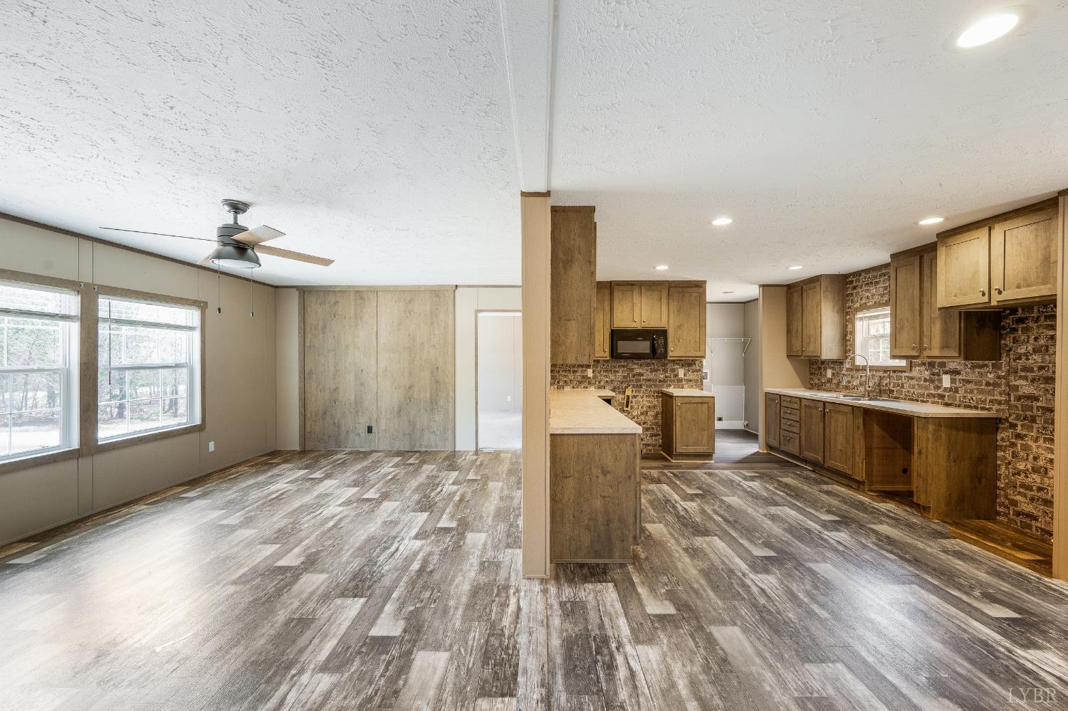 3655 Midway Road Gretna, VA 24557 - Photo 5 of 37