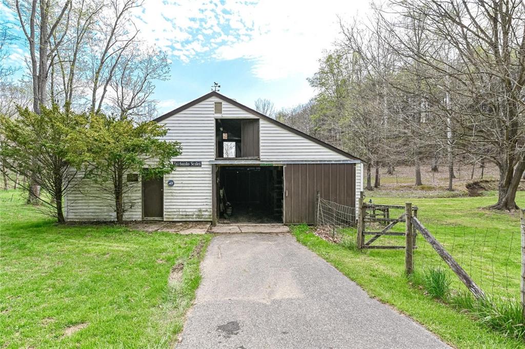 8409 Richarts Road Morgantown, IN 46160 - Photo 19 of 30 Gallery Image 19