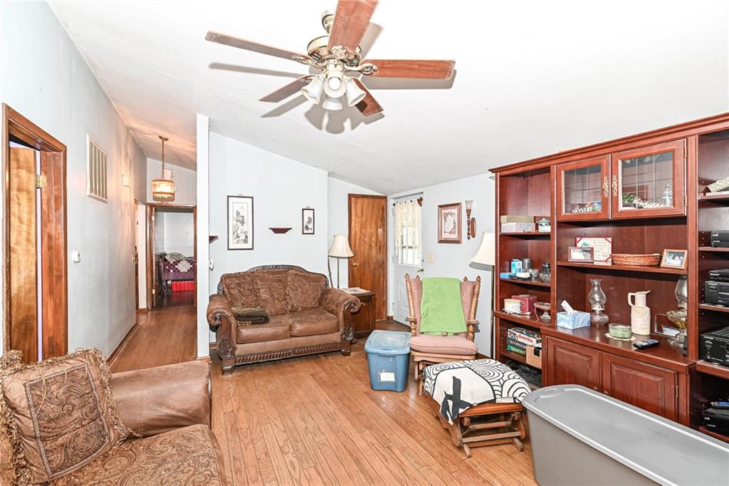 8409 Richarts Road Morgantown, IN 46160 - Photo 10 of 30 Gallery Image 10