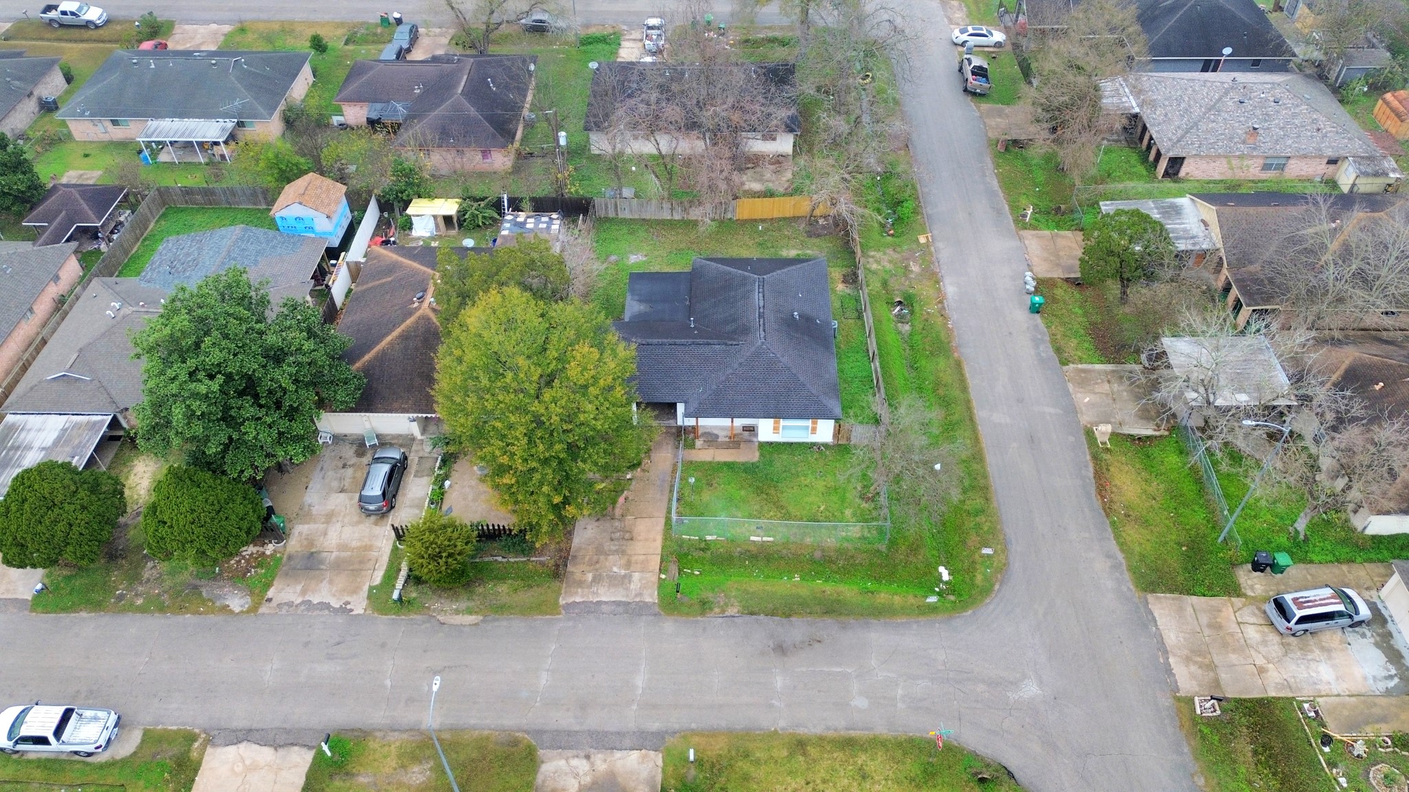 1139 Hartwick Road Houston, TX 77037 - Photo 6 of 38 an aerial view of a house with garden space and street view