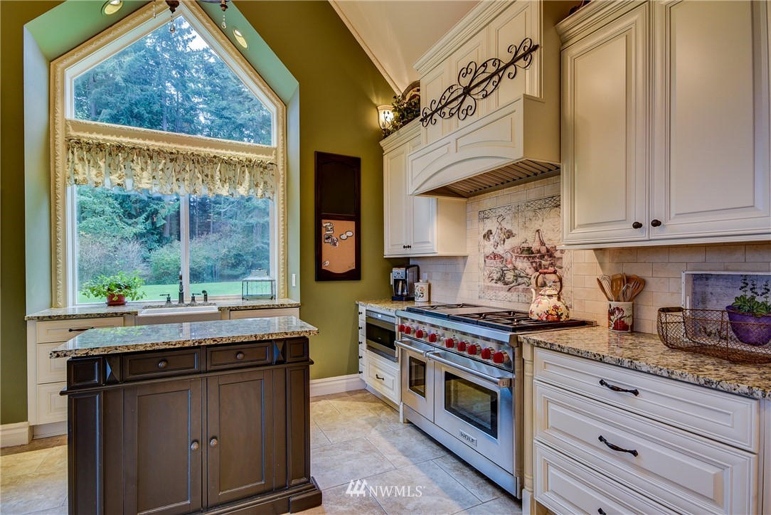 441 Koontz Road Oak Harbor, WA 98277 - Photo 7 of 25 Gallery Image 7
