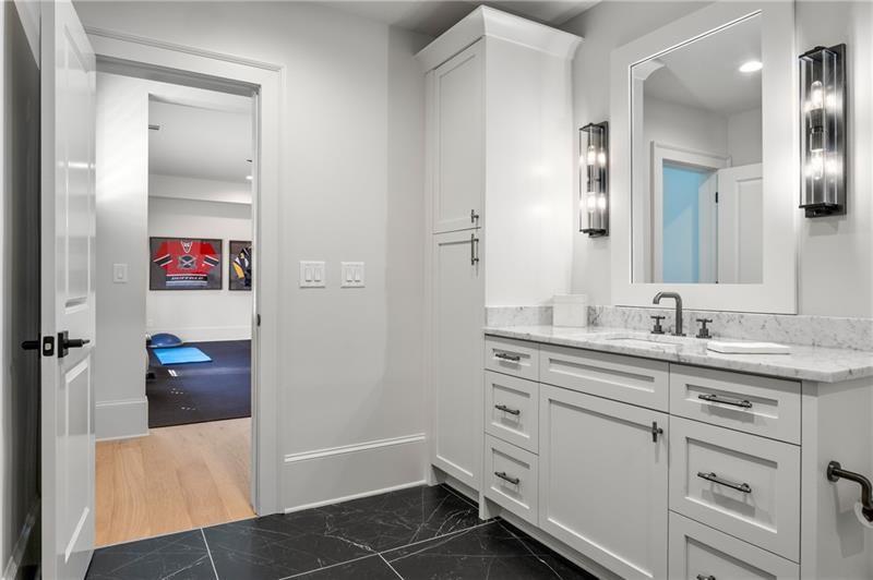 3940 Cottage Park Alpharetta, GA 30004 - Photo 65 of 76 a bathroom with a tub sink and mirror