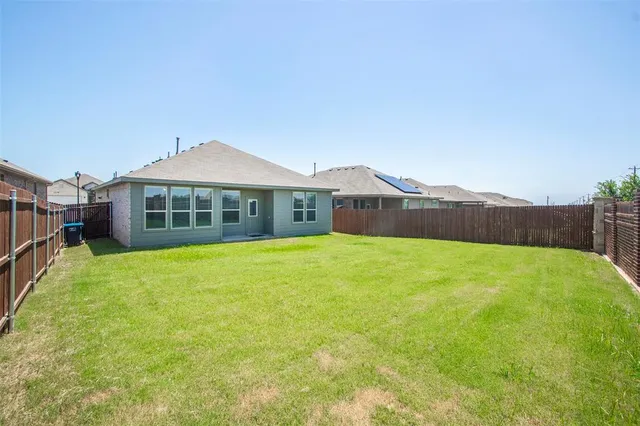 $2,300 | 11437 Leeson Street, Haslet, TX 76052