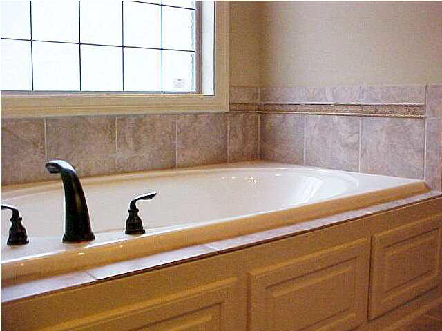 8905 Foxgate Drive Baton Rouge, LA 70809 - Photo 5 of 7 Gallery Image 5