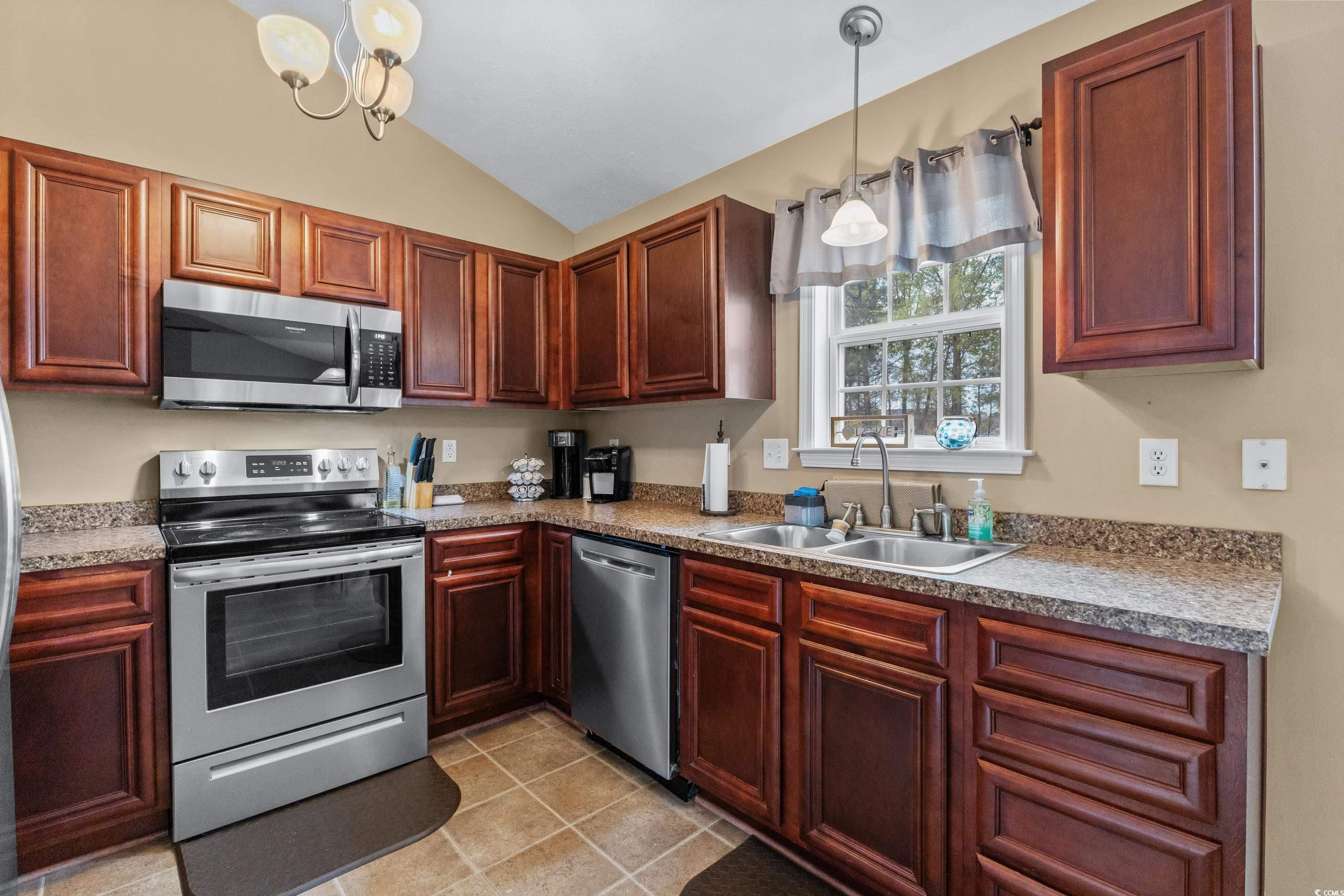 450 Barton Loop Myrtle Beach, SC 29579 - Photo 8 of 32 Gallery Image 8