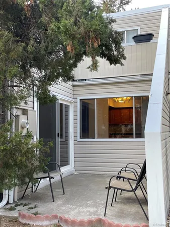 $1,300 | 2632 South Xanadu Way, Unit B, Aurora, CO 80014