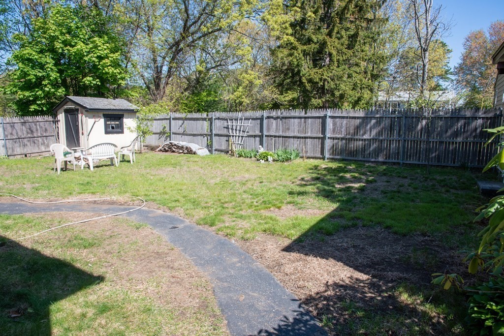113 Hally Road Lowell, MA 01854 - Photo 18 of 19