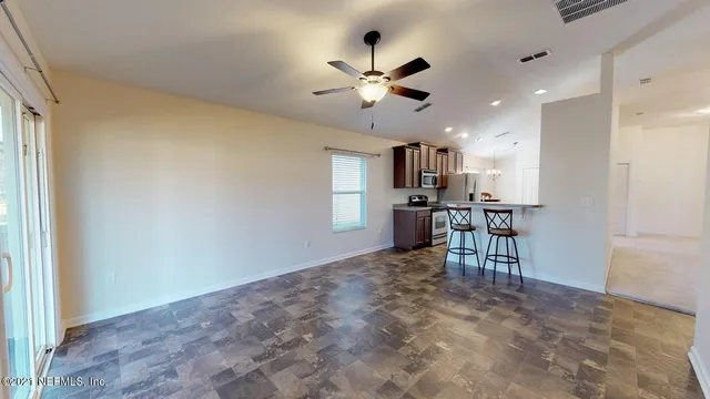 $2,605 | 517 South Aberdeenshire Drive, St. Johns, FL 32259