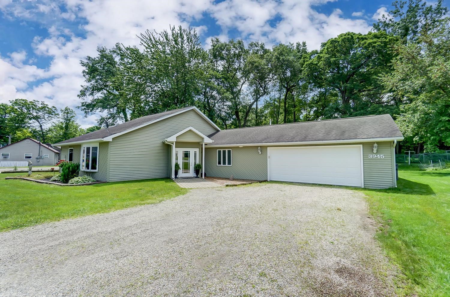 3945 West Shady Side Road Angola, IN 46703 - Photo 1 of 23 Gallery Image 1
