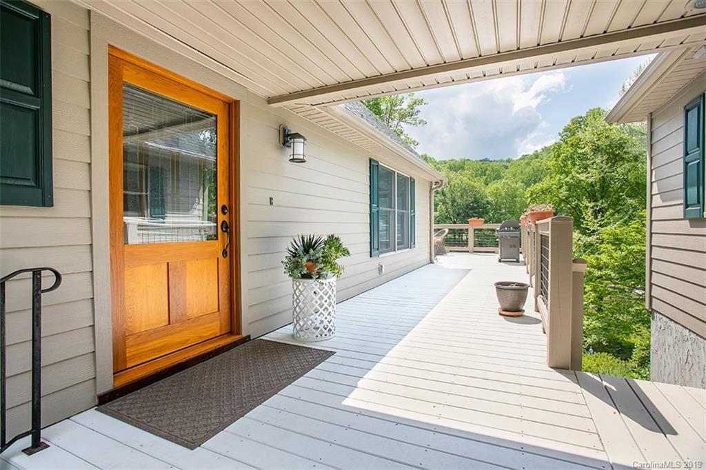 3443 Hebron Road Hendersonville, NC 28739 - Photo 12 of 45 Gallery Image 12