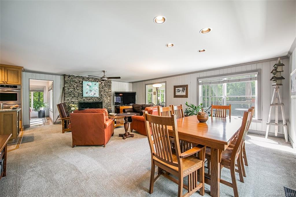 3443 Hebron Road Hendersonville, NC 28739 - Photo 16 of 45 Gallery Image 16