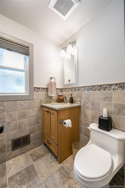 3443 Hebron Road Hendersonville, NC 28739 - Photo 30 of 45 Gallery Image 30