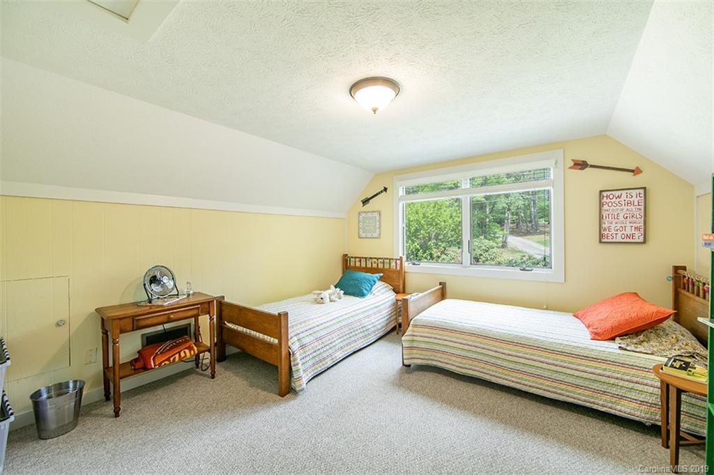3443 Hebron Road Hendersonville, NC 28739 - Photo 33 of 45 Gallery Image 33