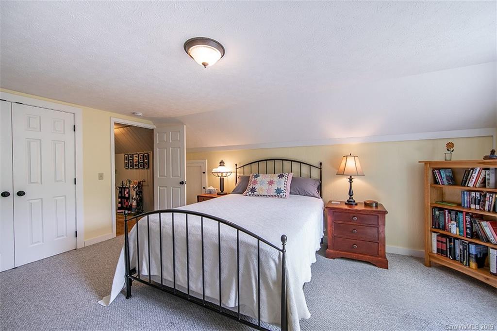3443 Hebron Road Hendersonville, NC 28739 - Photo 35 of 45 Gallery Image 35