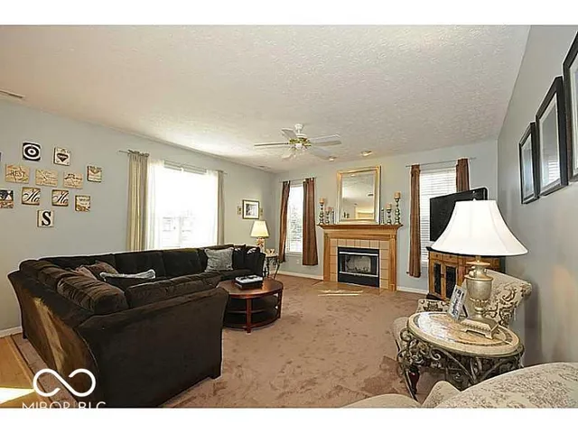 $2,595 | 1367 Hinault Way, Carmel, IN 46032