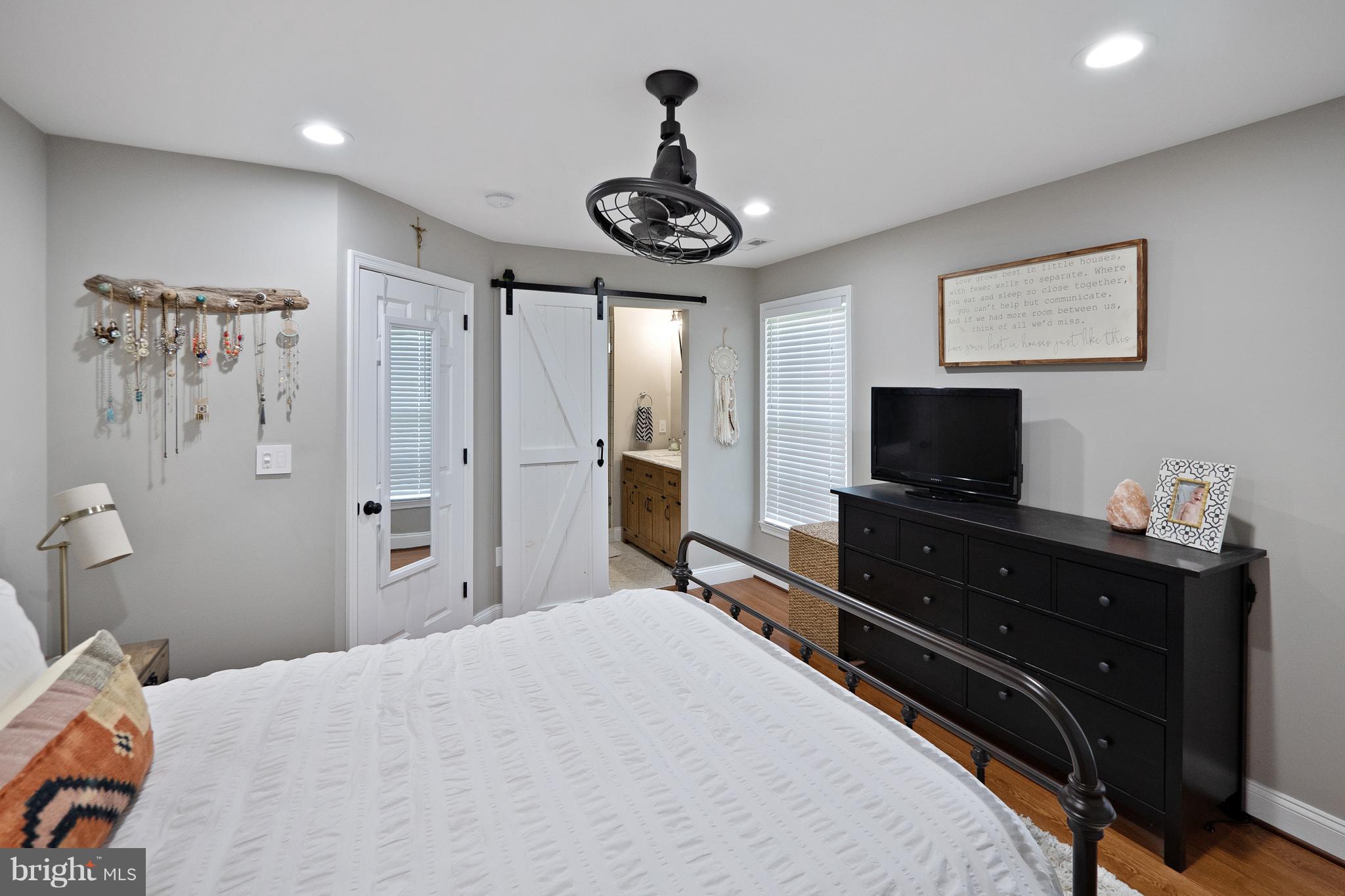 1416 Howard Road Annapolis, MD 21403 - Photo 15 of 30 Bedroom (Master)