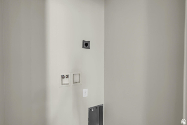 560 Aqua Cove St. George, UT 84790 - Photo 21 of 27 Laundry area with electric dryer hookup and hookup for a washing machine
