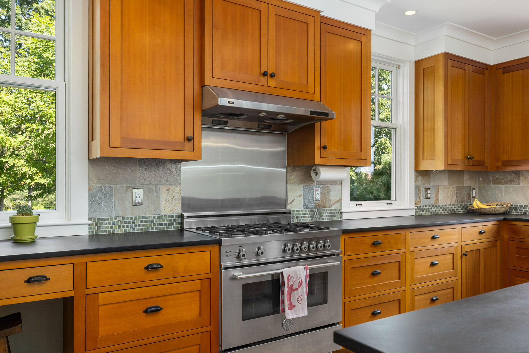 68-70 Brixham Road Eliot, ME 03903 - Photo 14 of 48 14