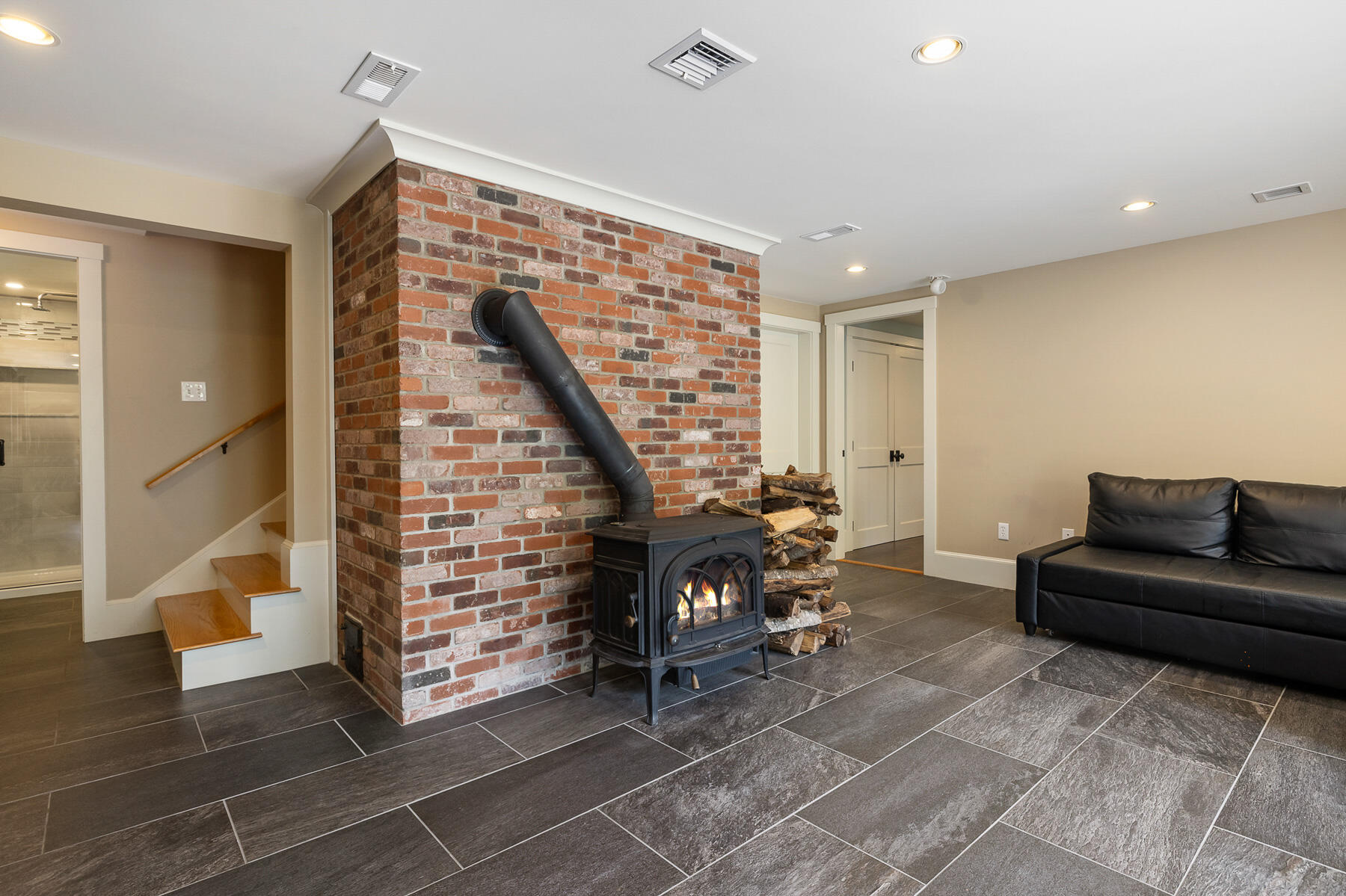 68-70 Brixham Road Eliot, ME 03903 - Photo 24 of 48 24