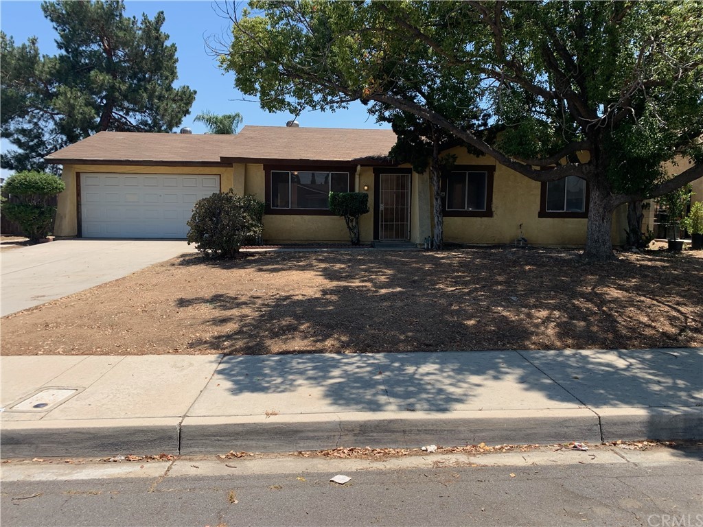 815 Alru Street Rialto, CA 92376 - Photo 1 of 1 Direct View of Home