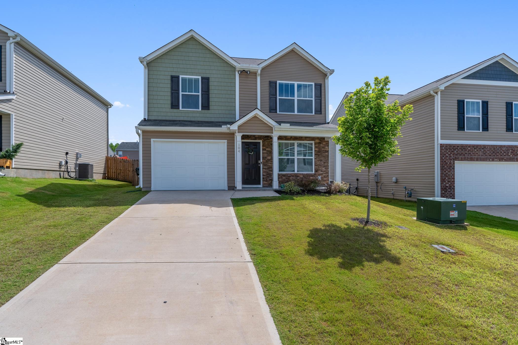 104 Allston Court Fountain Inn, SC 29644 - Photo 3 of 42 Gallery Image 3