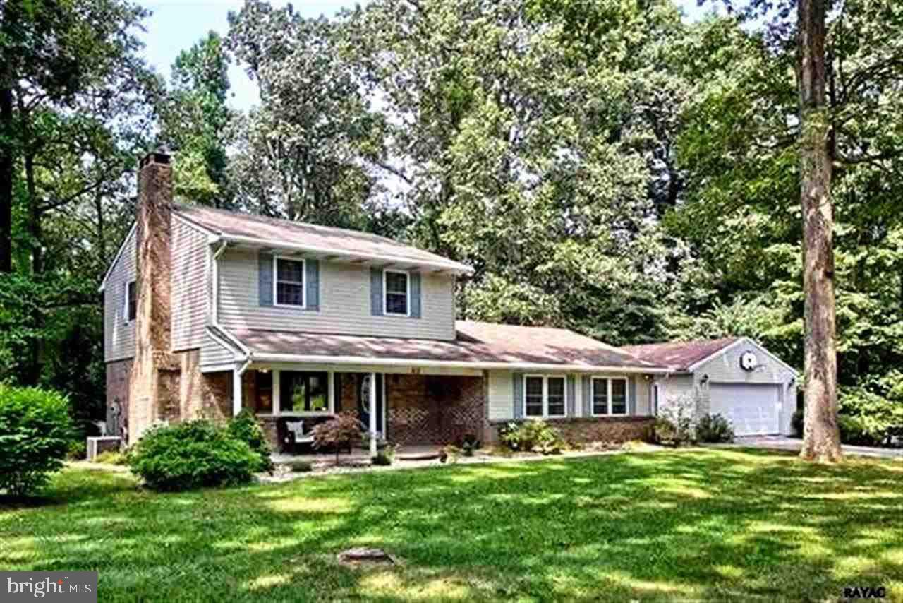 612 Tracey Road Hanover, PA 17331 - Photo 1 of 24