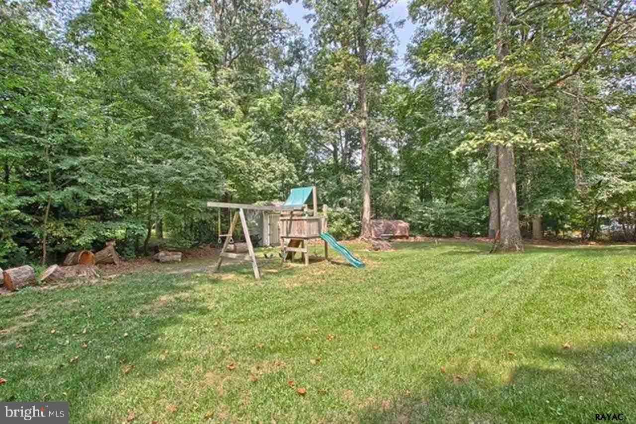 612 Tracey Road Hanover, PA 17331 - Photo 22 of 24