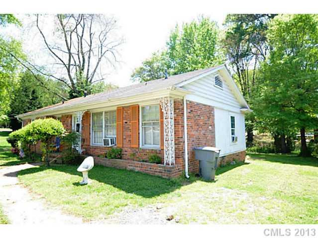 933 Clanton Road, Unit 1 Charlotte, NC 28217 - Photo 2 of 5 Gallery Image 2
