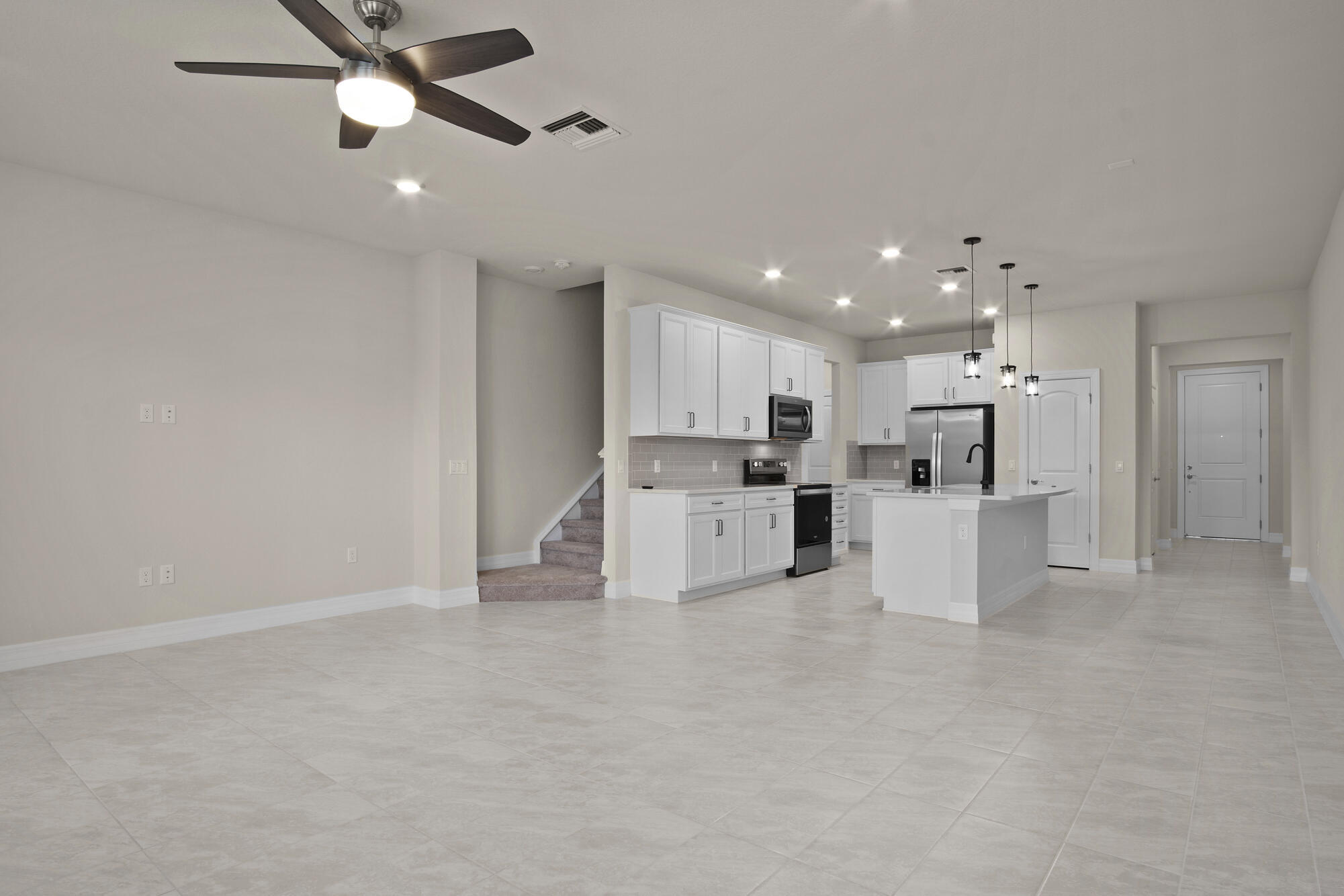 4837 Chantilly Road Lake Worth, FL 33467 - Photo 5 of 26 025RF