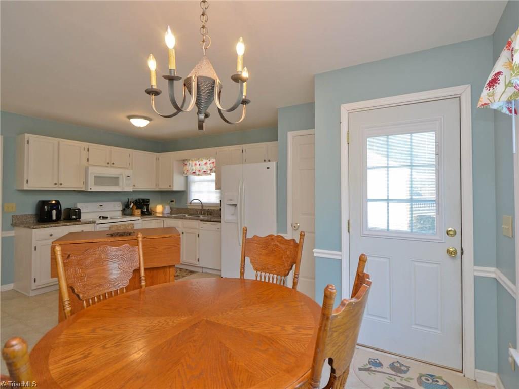 7687 Sedgewick Ridge Road Lewisville, NC 27023 - Photo 7 of 30