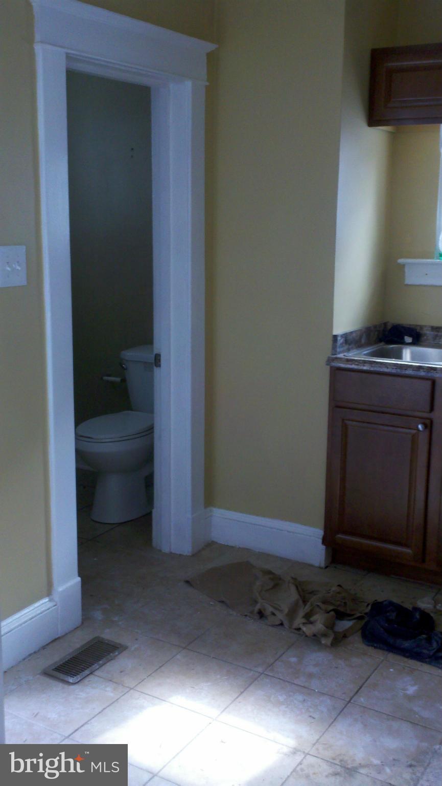3027 Fendall Road Baltimore, MD 21207 - Photo 12 of 30 Kitchen