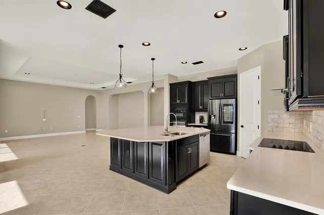 $630,000 | 2120 Gwynhurst Boulevard, Wesley Chapel, FL 33543