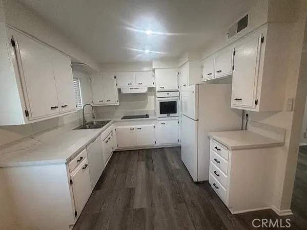 $3,700 | 4719 Vista Del Monte Avenue, Unit 3, Sherman Oaks, CA 91403