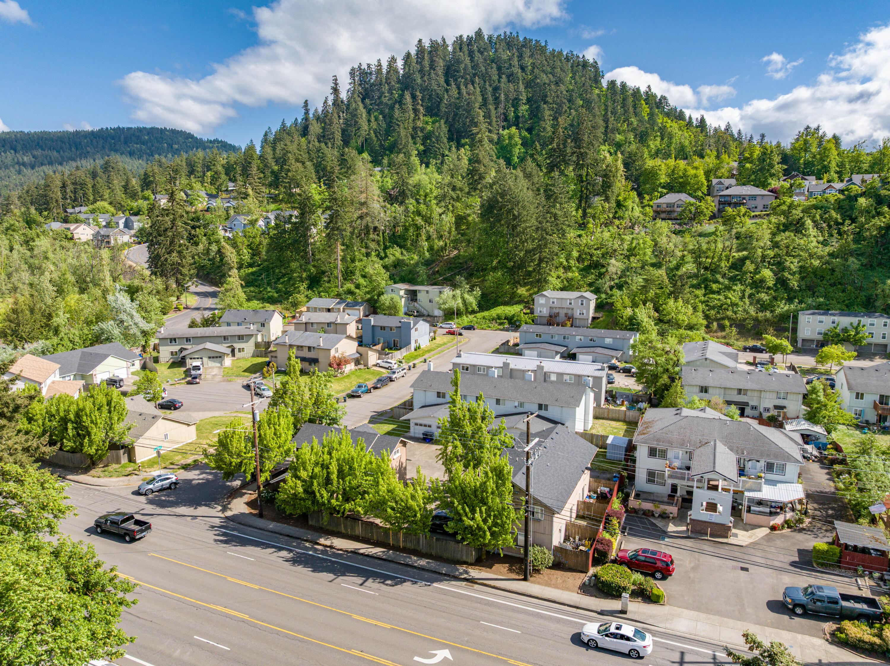 124 South 63rd Street Springfield, OR 97478 - Photo 5 of 35 124-5
