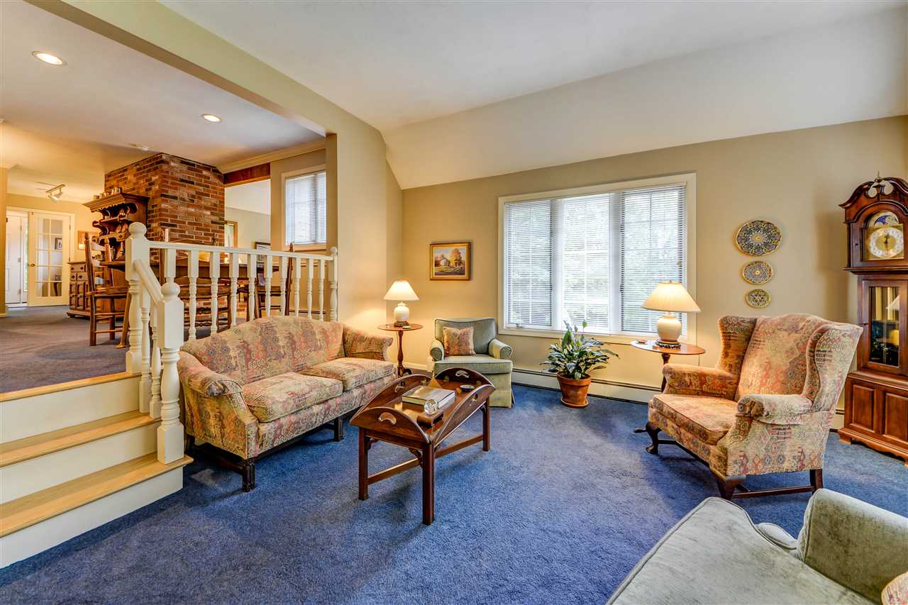 105 Sargent Road Holderness, NH 03245 - Photo 5 of 24