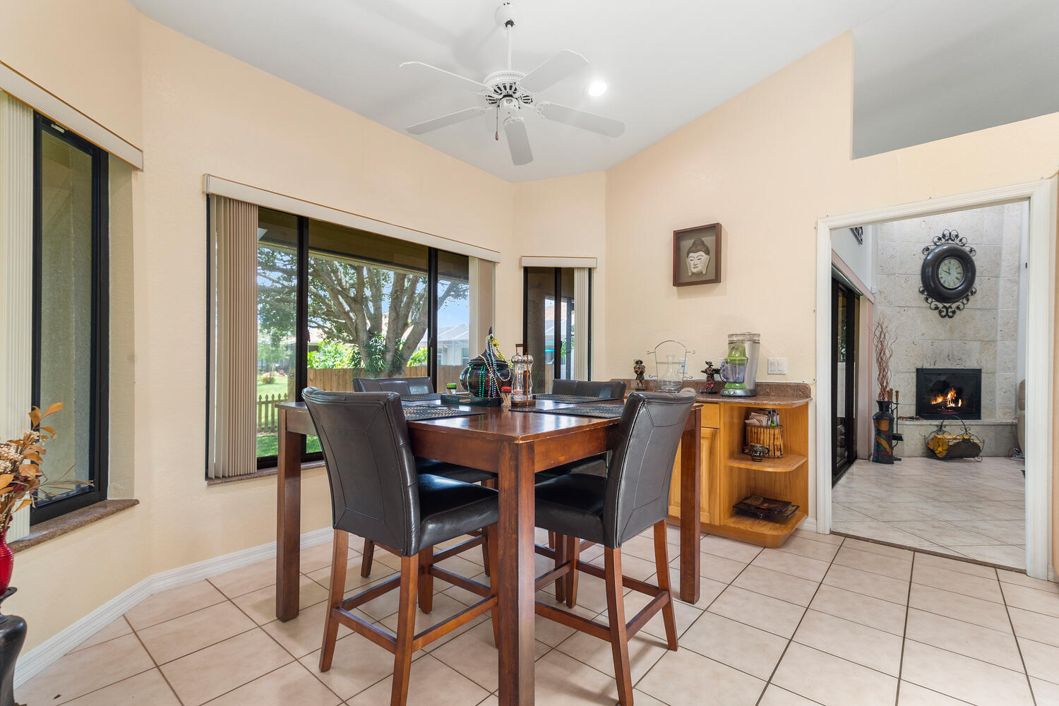 514 Southeast Cliff Road Port St. Lucie, FL 34984 - Photo 15 of 35 514 SE Cliff Rd-large-015-016-DSC0079-15
