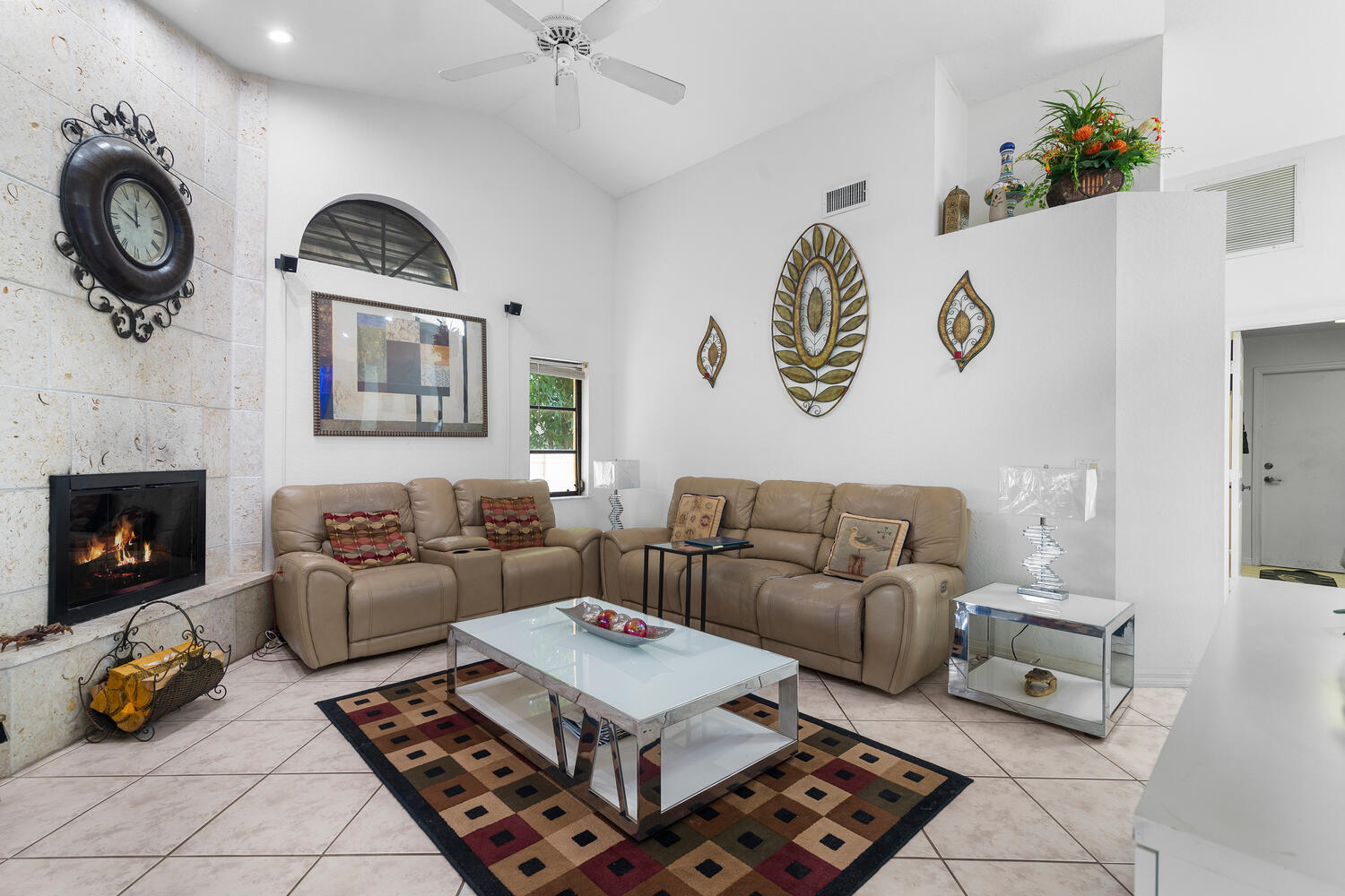 514 Southeast Cliff Road Port St. Lucie, FL 34984 - Photo 26 of 35 514 SE Cliff Rd-large-026-027-DSC0129-15