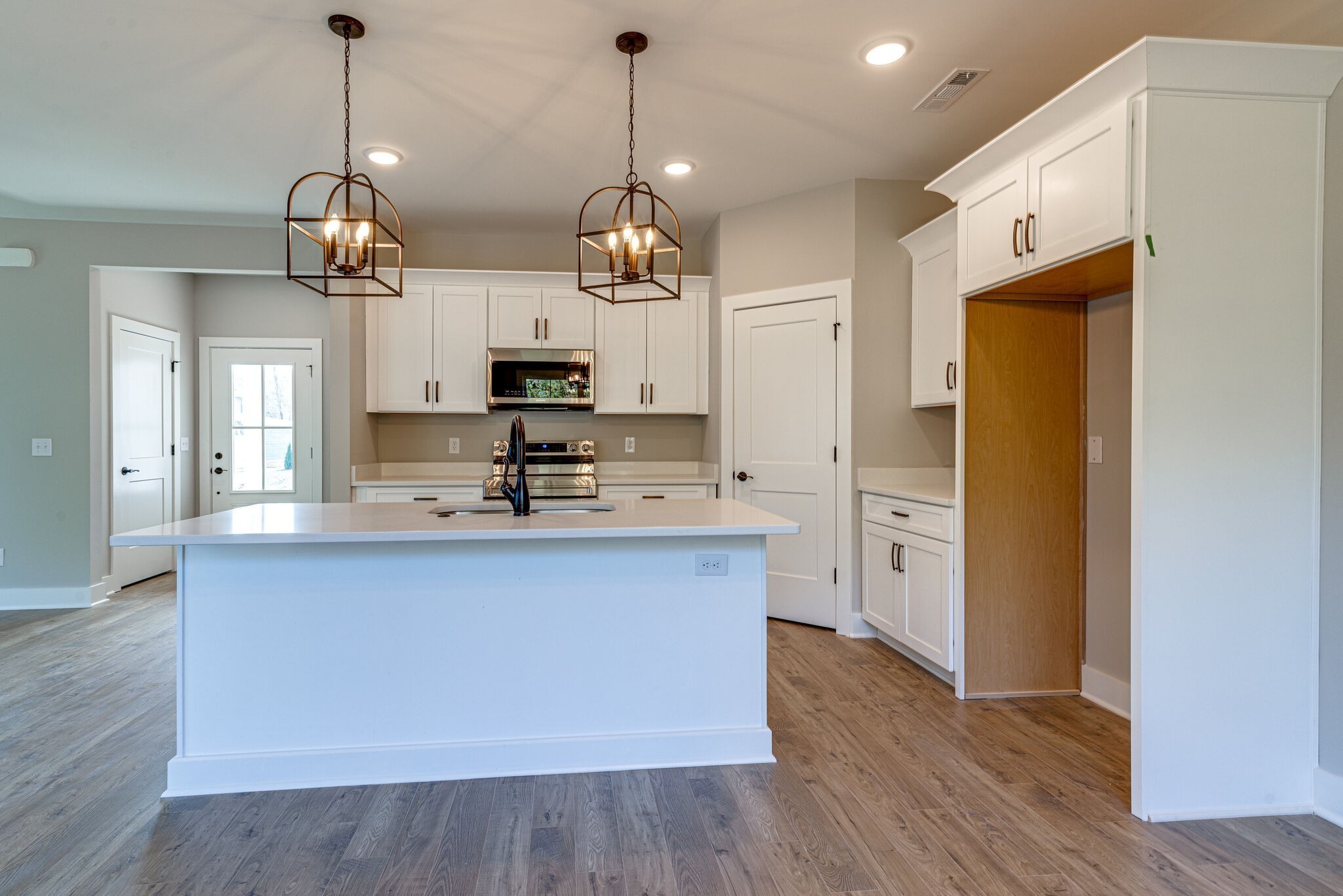1021 Sycamore Ridge West Burns, TN 37029 - Photo 14 of 32 Gallery Image 14