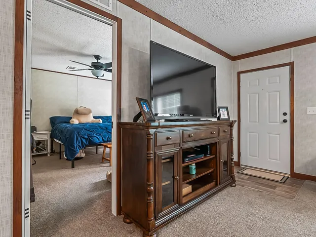 $299,000 | 11075 Woodville Highway, Tallahassee, FL 32305