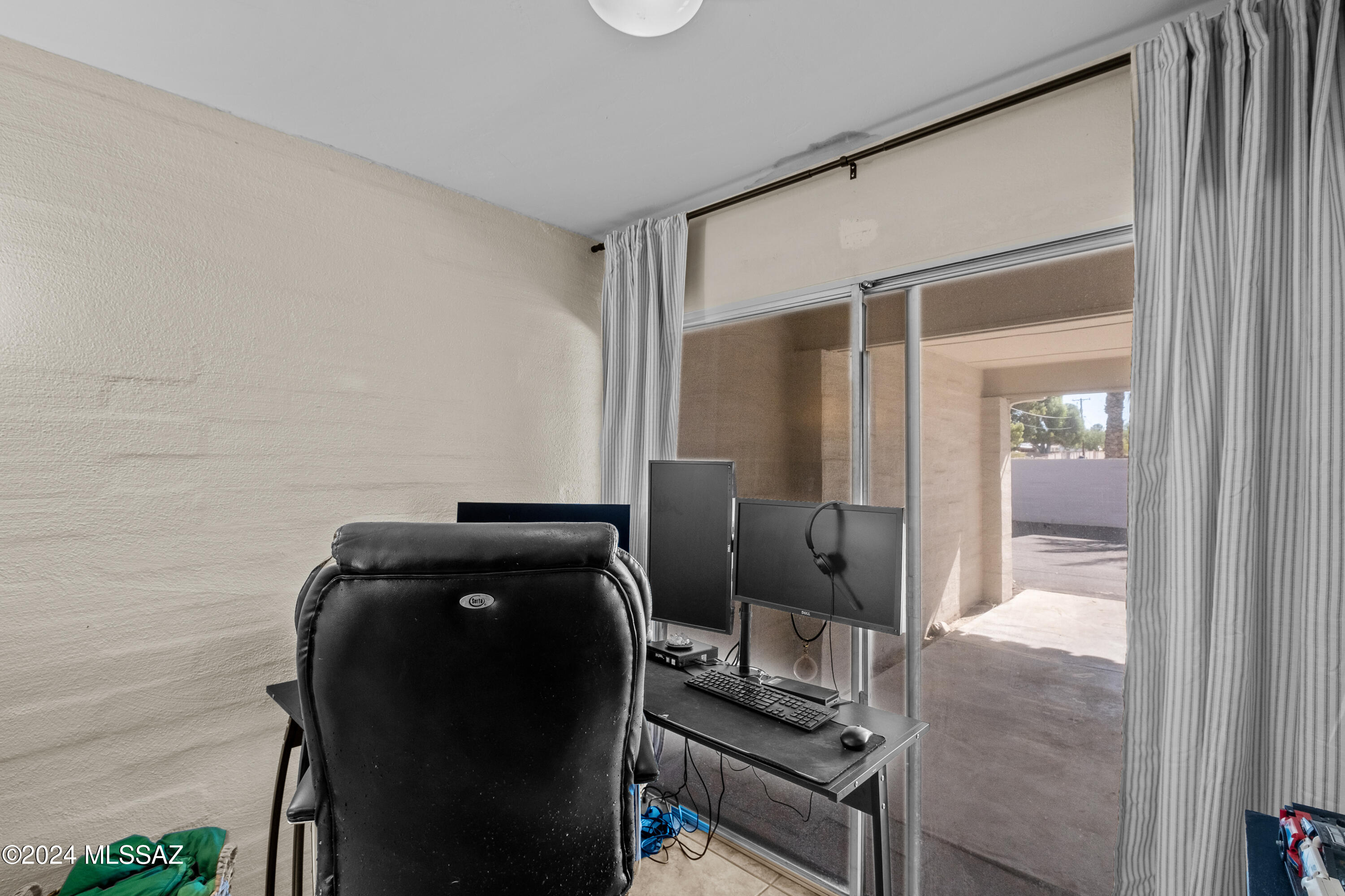2525 East Prince Road, Unit 7 Tucson, AZ 85716 - Photo 9 of 31 Gallery Image 9