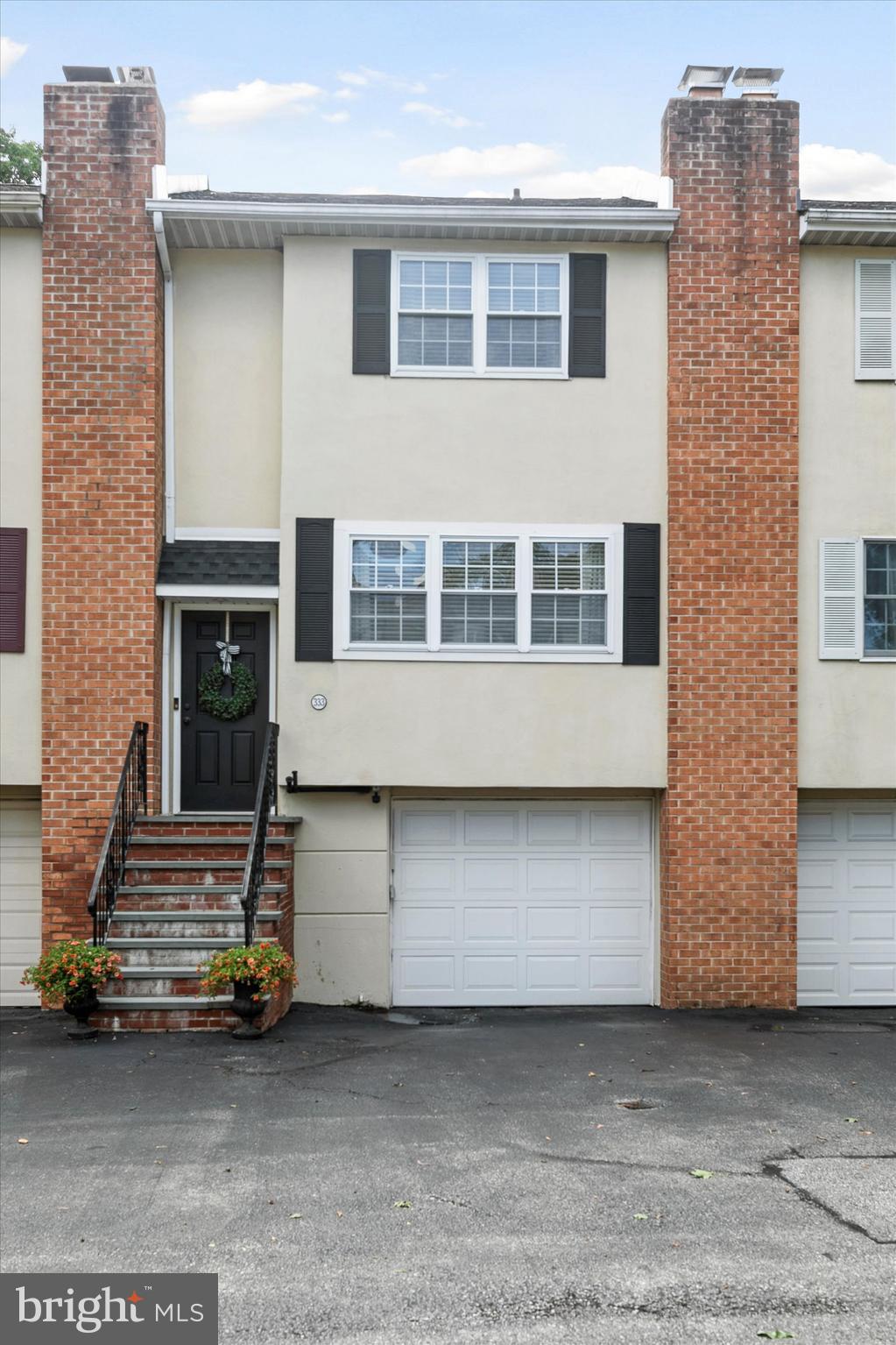 333 Liberty Lane Wayne, PA 19087 - Photo 2 of 25 Exterior Front