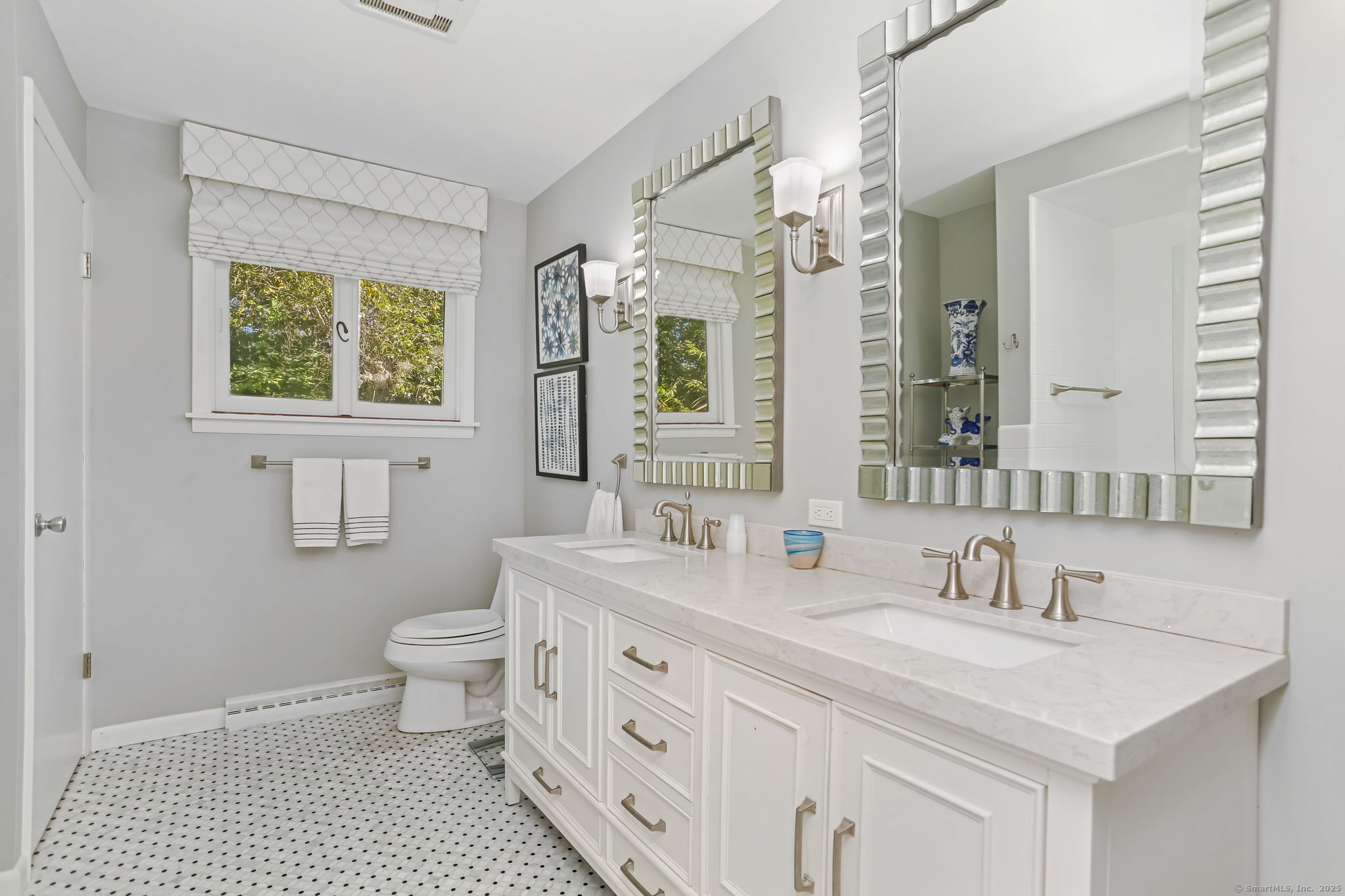 132 Merrimac Drive Trumbull, CT 06611 - Photo 17 of 40 Main Level Full Bath