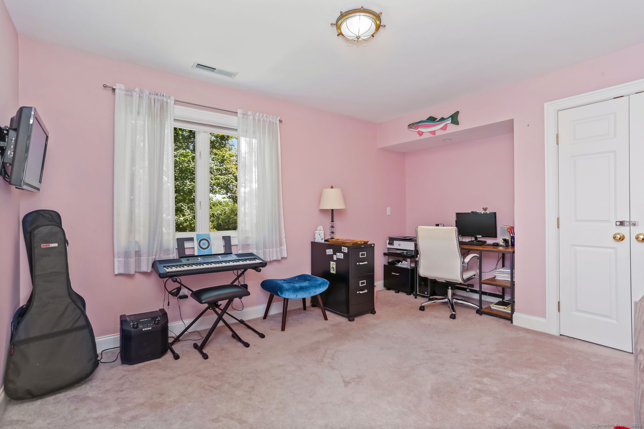 132 Merrimac Drive Trumbull, CT 06611 - Photo 26 of 40 Upper Level Third Bedroom