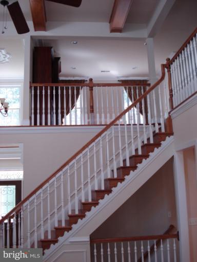 12224 Jerusalem Road Kingsville, MD 21087 - Photo 18 of 30 Staircase and loft