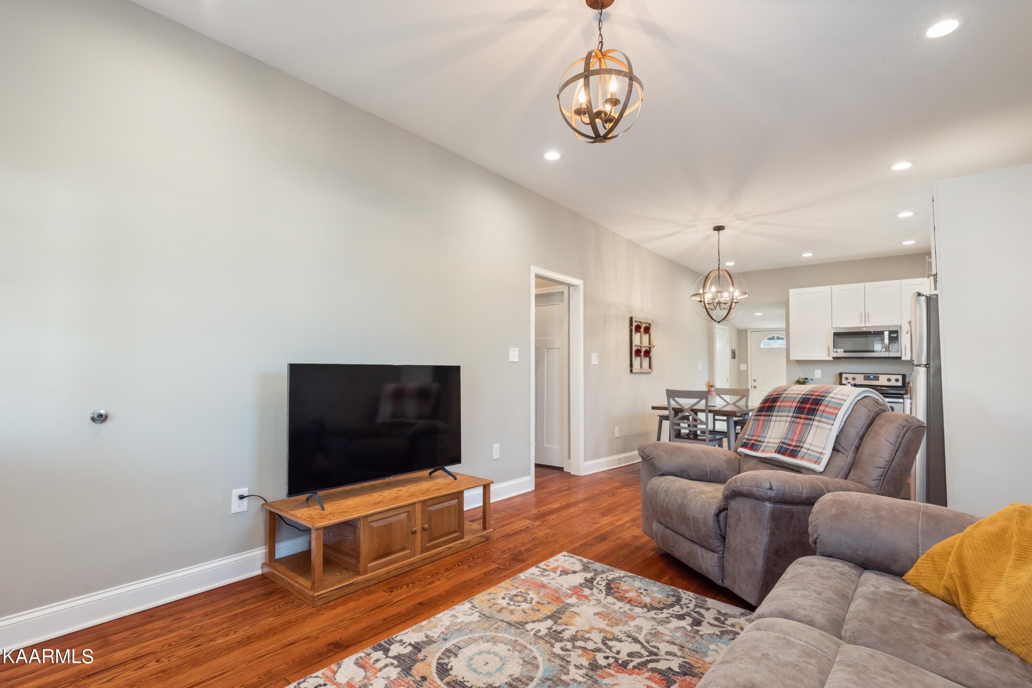 2202 Aster Road Knoxville, TN 37918 - Photo 9 of 34 Gallery Image 9