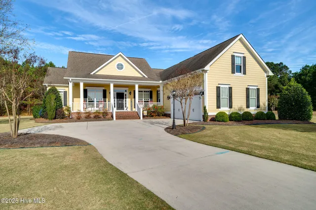 $559,900 | 249 Muscadine Trail, Wallace, NC 28466